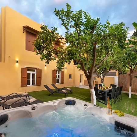3-4 Bedrooms In Old Town Rhodes City