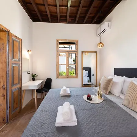 Apartment 3-4 Bedrooms In Old Town