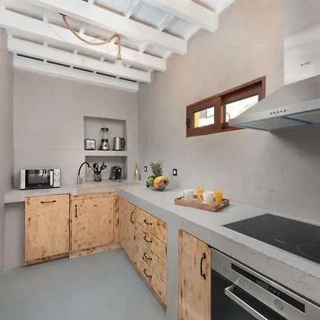 Apartamento 3-4 Bedrooms In Old Town